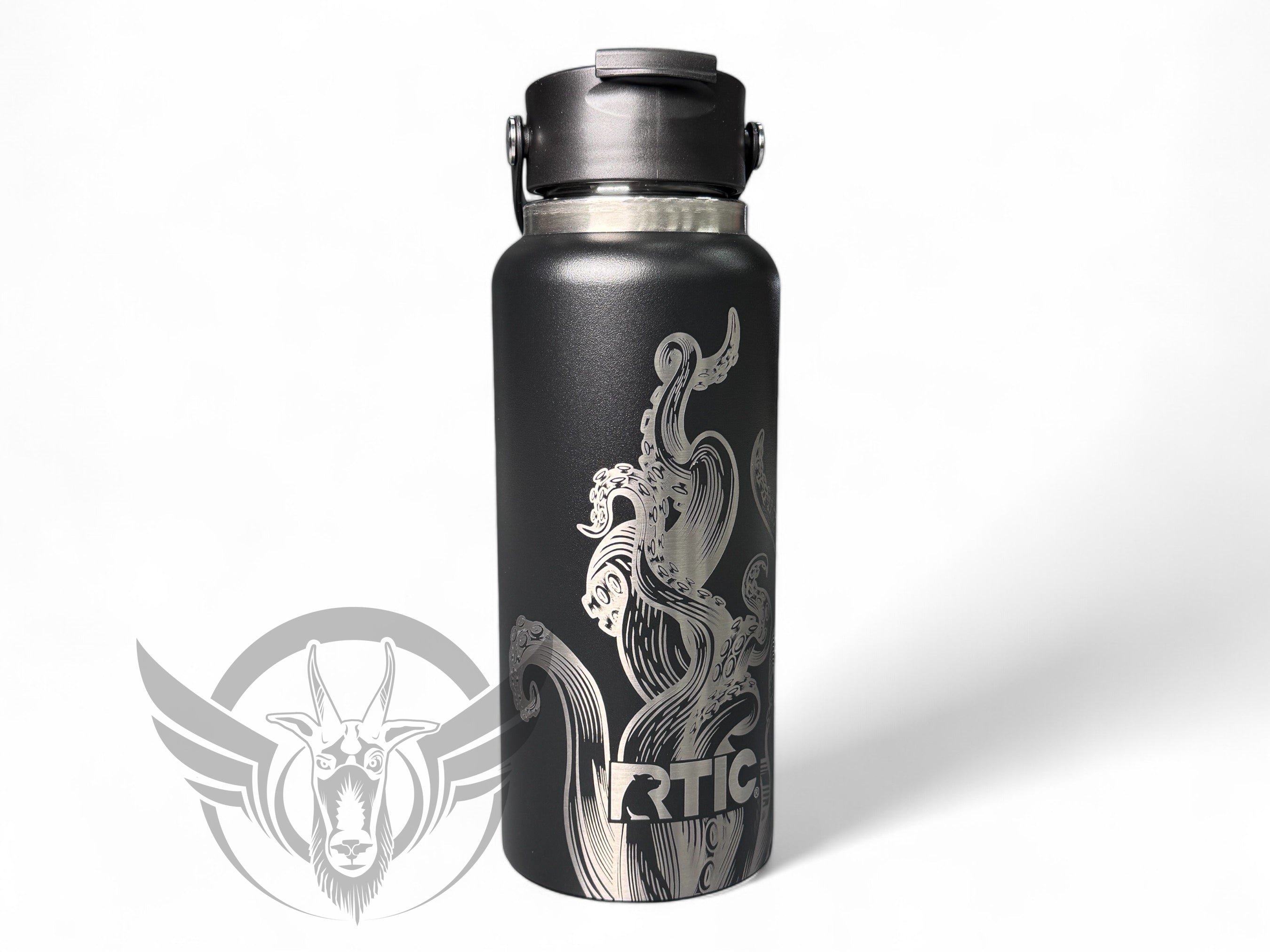 32oz - Laser Engraved Kraken graphics on a RTIC bottle with leak